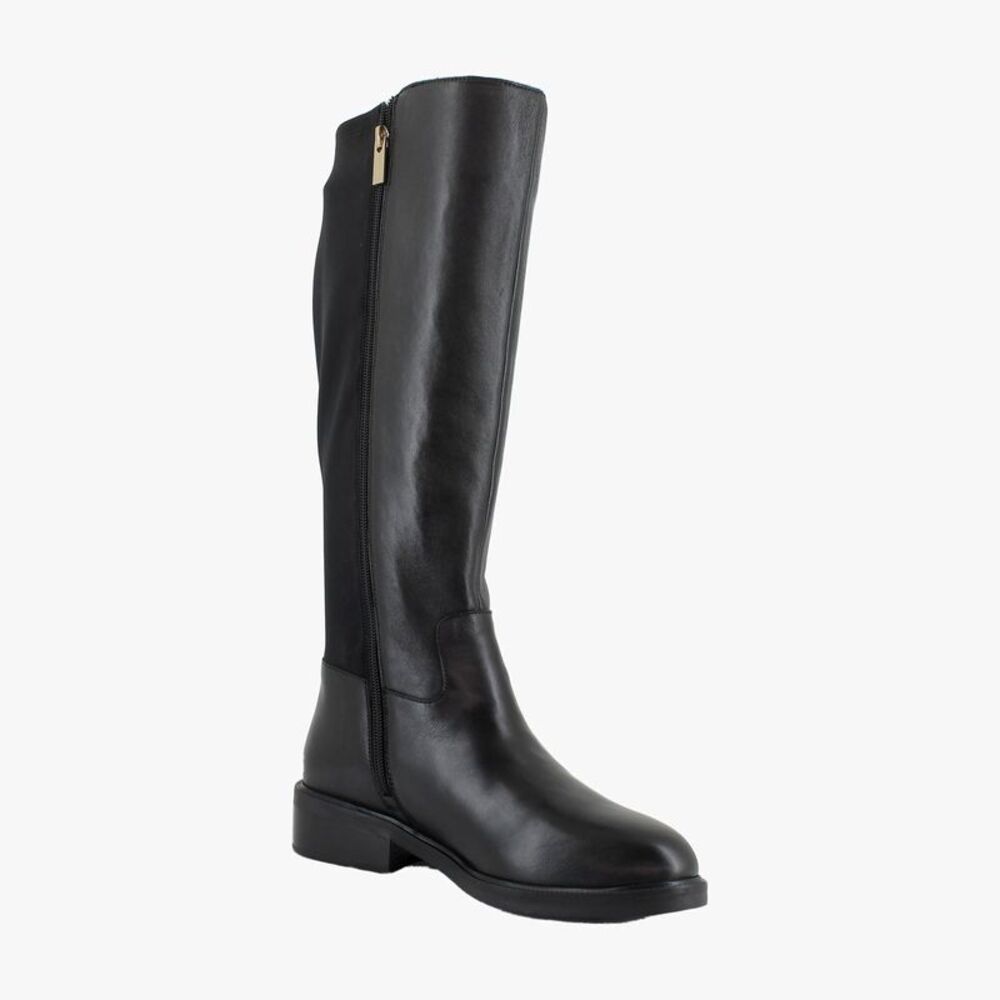 Vince Camuto Annora Black